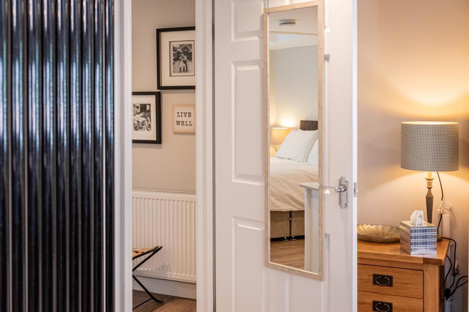 Quiet Self Contained Cottage Near Delamere Forest Cuddington  ภายนอก รูปภาพ