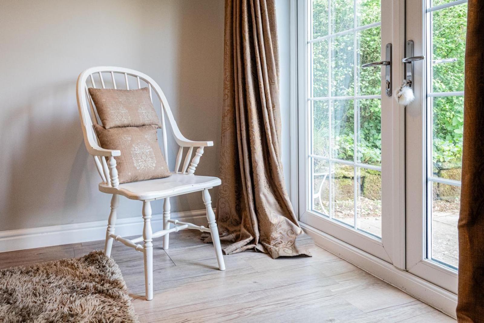 Quiet Self Contained Cottage Near Delamere Forest Cuddington  ภายนอก รูปภาพ